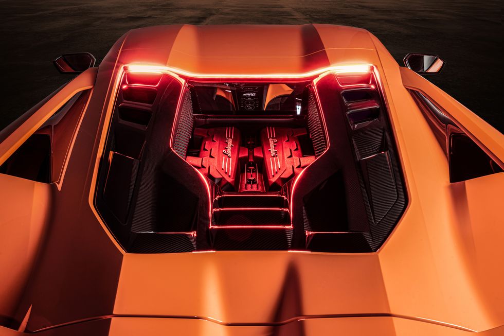 Lamborghini revuelto