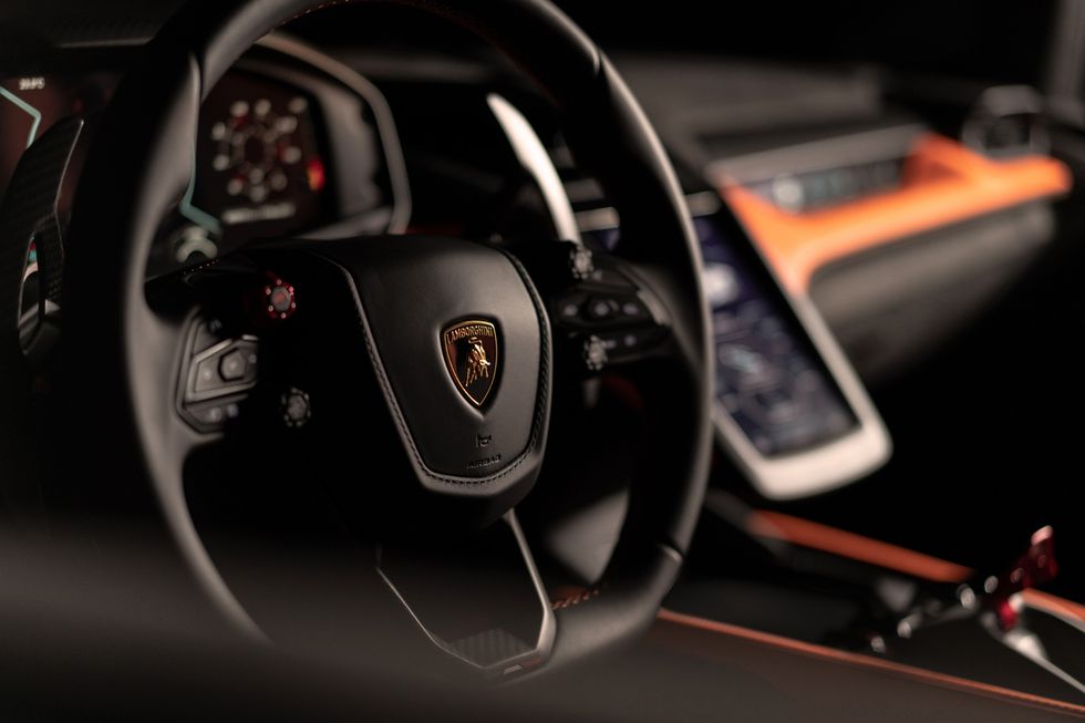 Lamborghini revuelto
